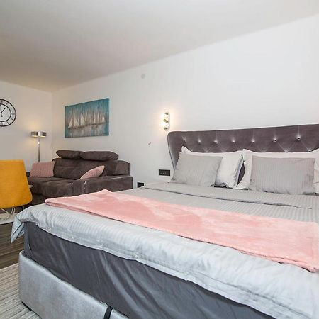 City Center Apartment Белград Экстерьер фото