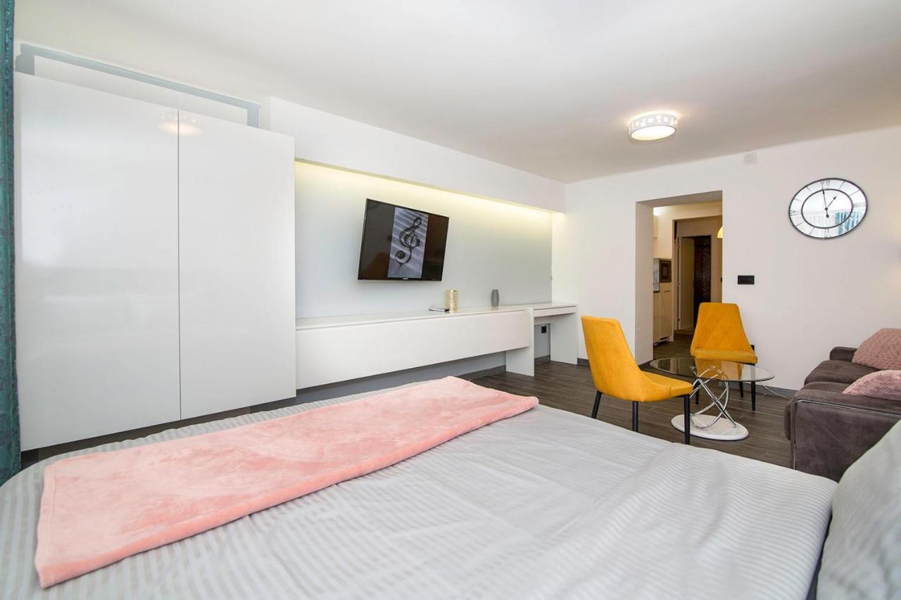 City Center Apartment Белград Экстерьер фото